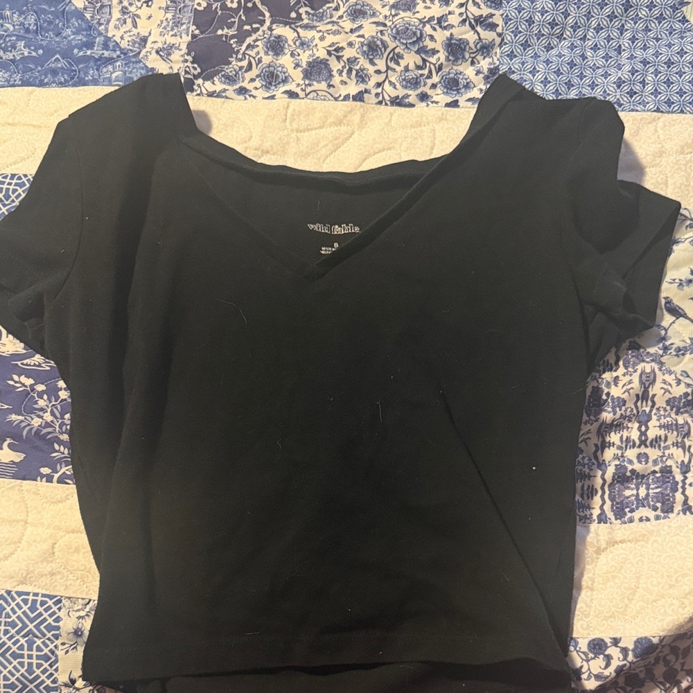 Wild Fable Black V-Neck Crop Top